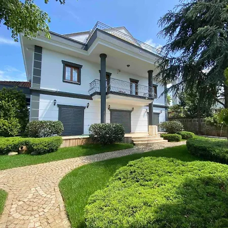 Village Otantik Park - Havuzlu Muestakil Vip Trabzon
