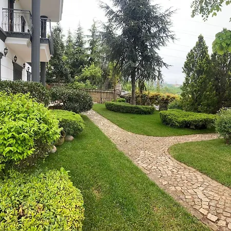 Village Otantik Park - Havuzlu Muestakil Vip
